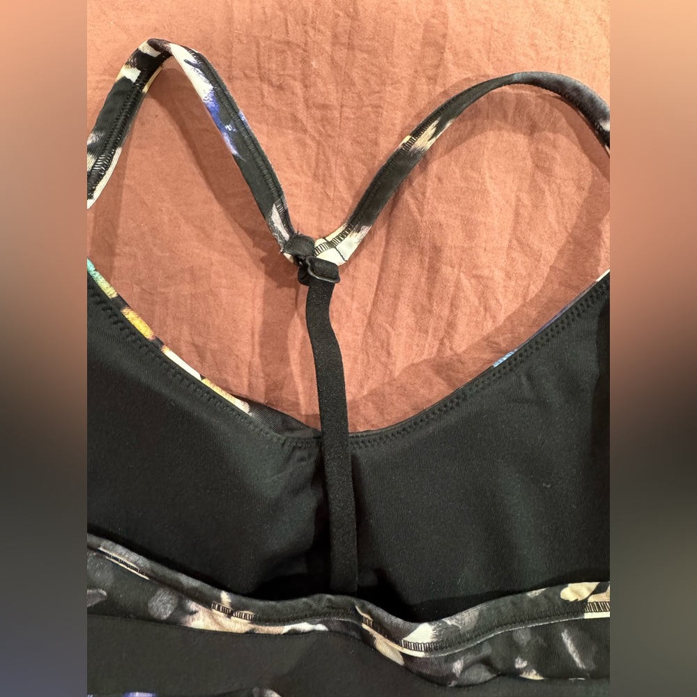 Nike DriFit Sports Bra - Picture 5 of 8